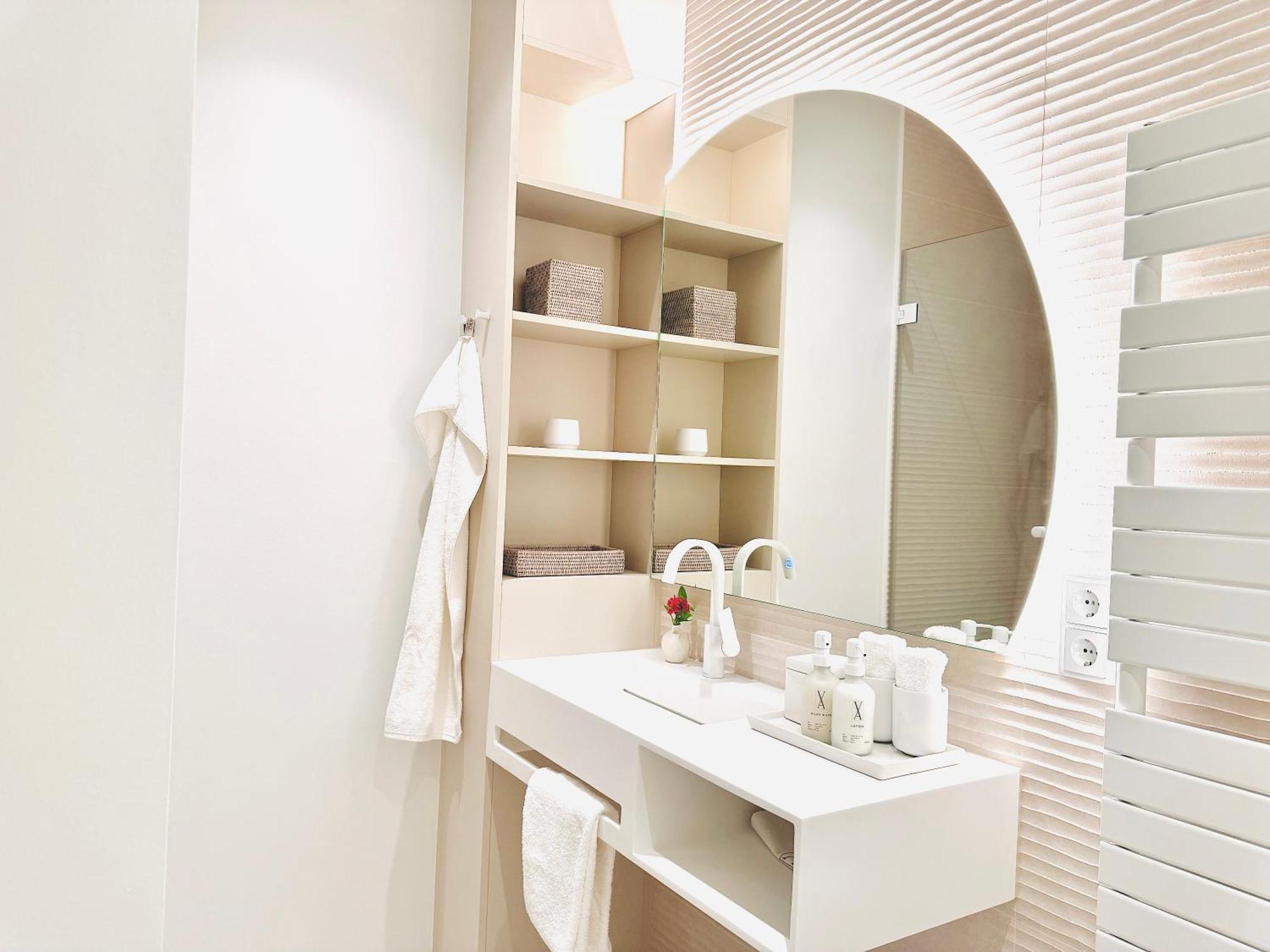 Astoria - Am 4*